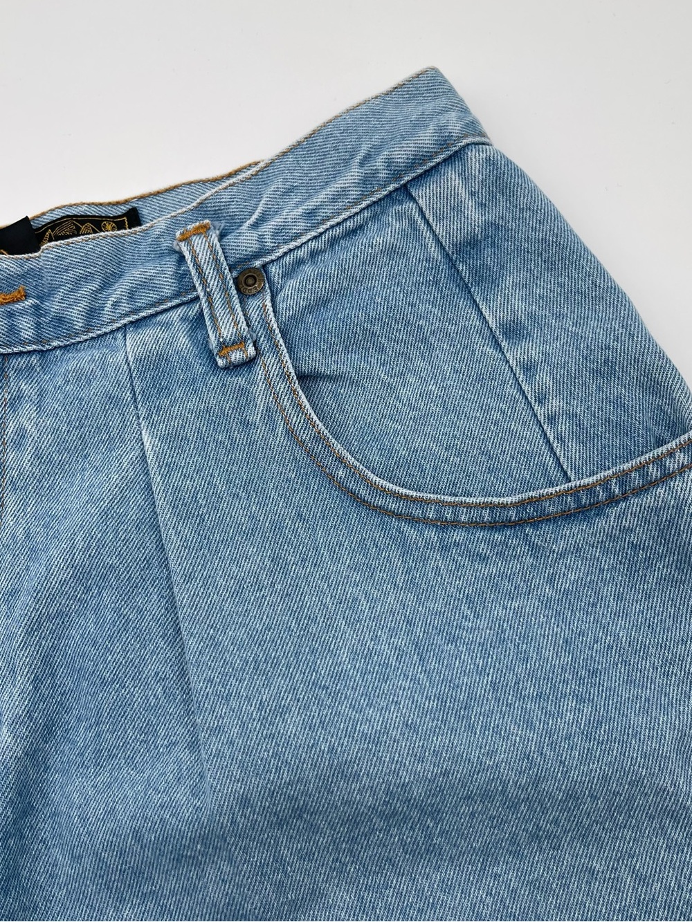 Vtg 90s Eddie Bauer Pleated Mom Jean Shorts Womens Sz 16 High Rise Cotton Jorts - Picture 2 of 7